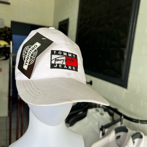 Universal Hats - Picture 3 of 12